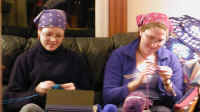 knitters.jpg (77658 bytes)